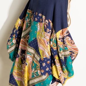 **LAST ONE** Paisley Full Volume Sleeve Top. New without tags.